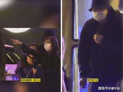 美女拍吃瓜视频,美女主播带你领略美食魅力